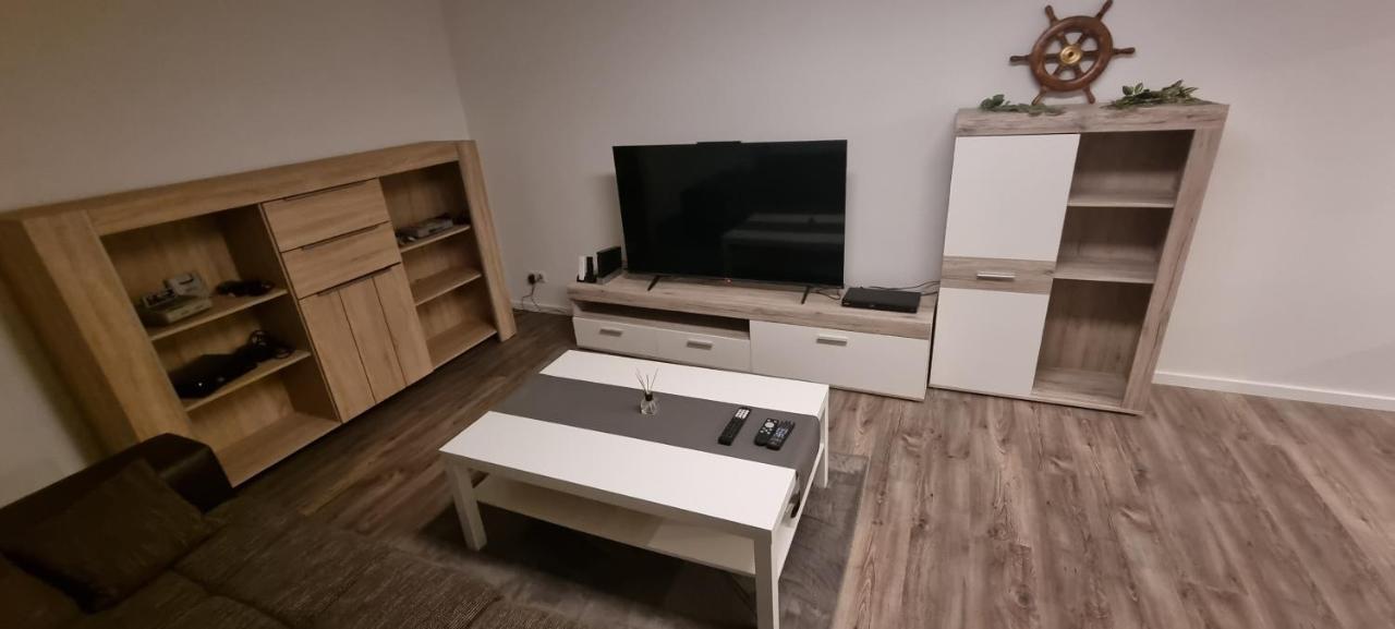 3 Zimmer Ferienwohnung In Jever Dış mekan fotoğraf